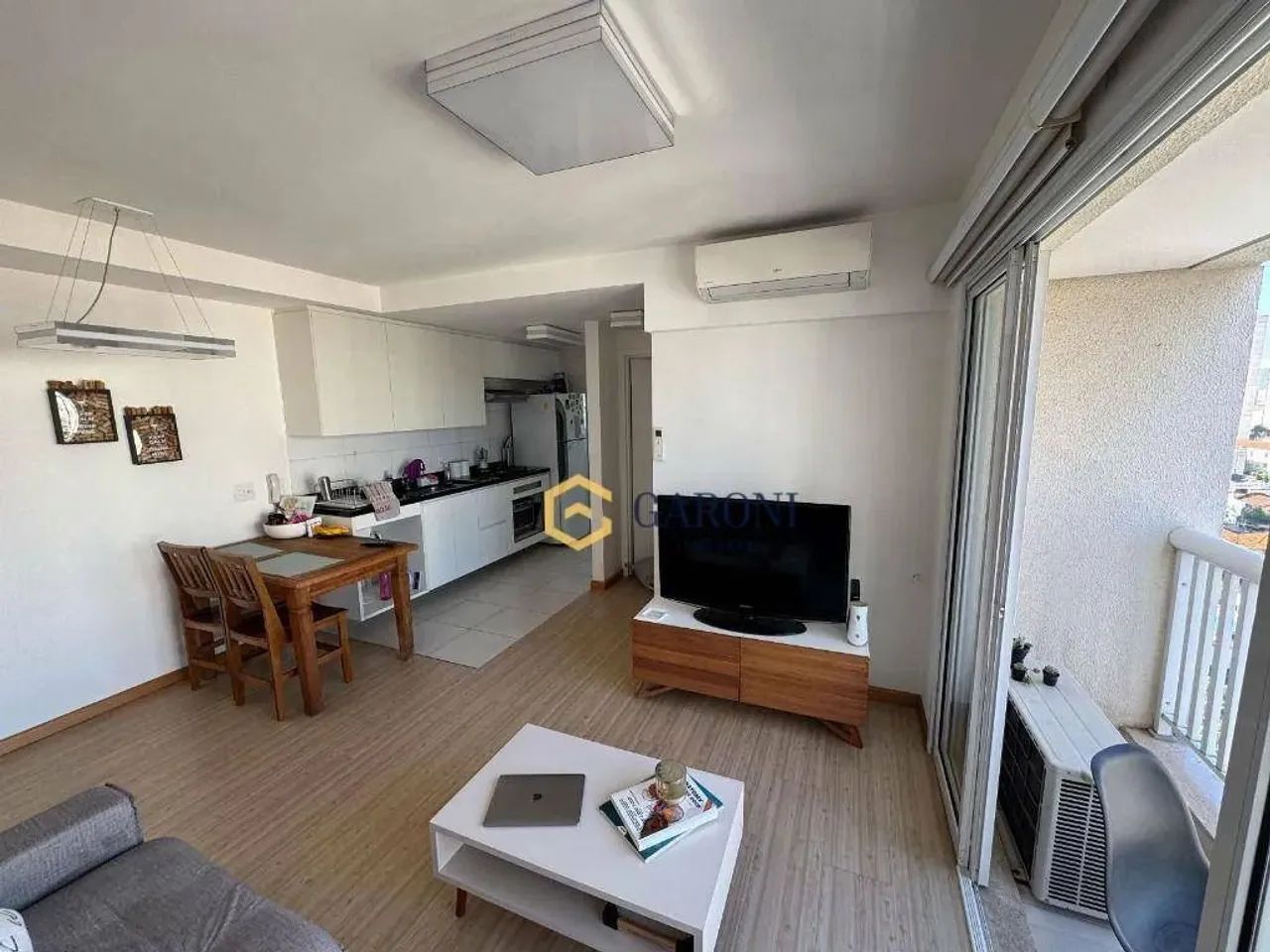 Apartamento "Mobiliado" na Oscar Freire para alugar, 46 m² por R$ 5.530 - Pinheiros - São 