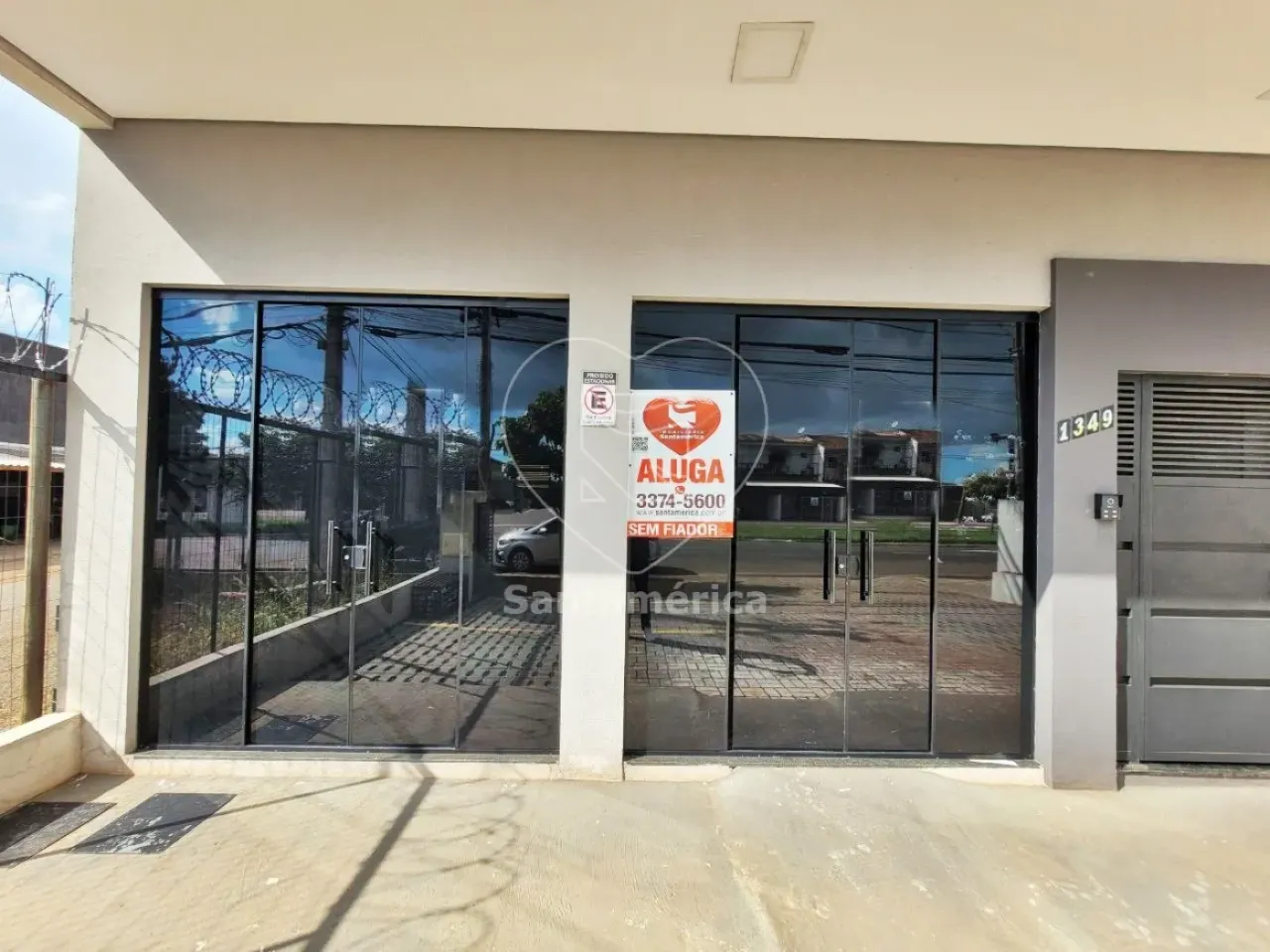 Sala comercial para alugar no Aragarça com 2 banheiros - Região Leste de Londrina