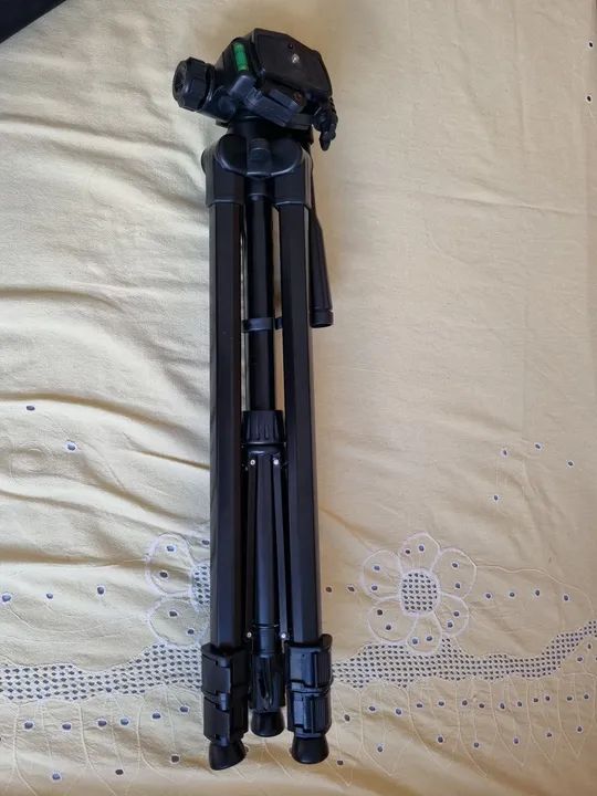 Tripé para Câmera - Usado  - Foto 2