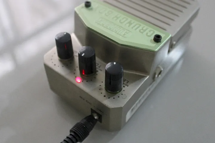 MI Audio Crunch Box v.3 Distortion Guitar Effects Pedal