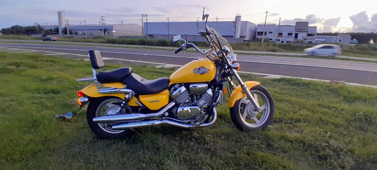 Honda magna Raridade placa preta