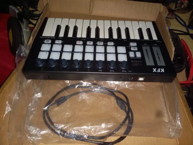 mimi KFX MINI 25 TECLADO CONTROLADORA MIDI - Instrumentos musicais