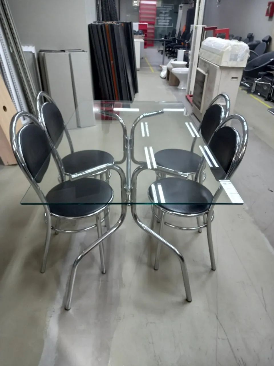 Mesa Vidro Retangular + 4 cadeiras  - Foto 3