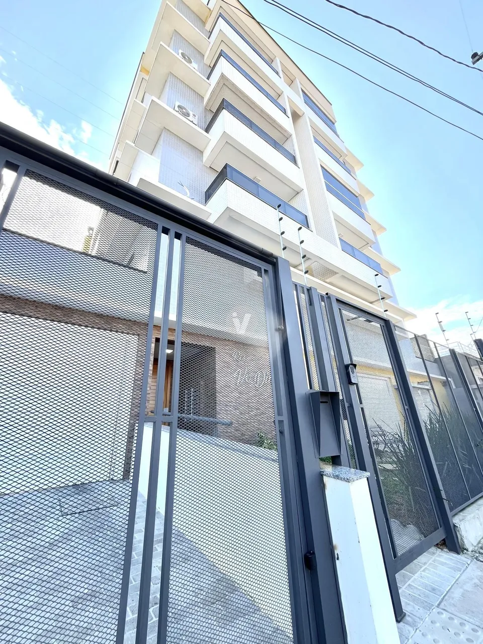 Apartamento de 2 dormitórios no bairro Pres. Joao Goulart