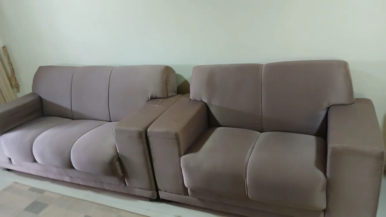 Conjunto de Sofá Confortável e Elegante