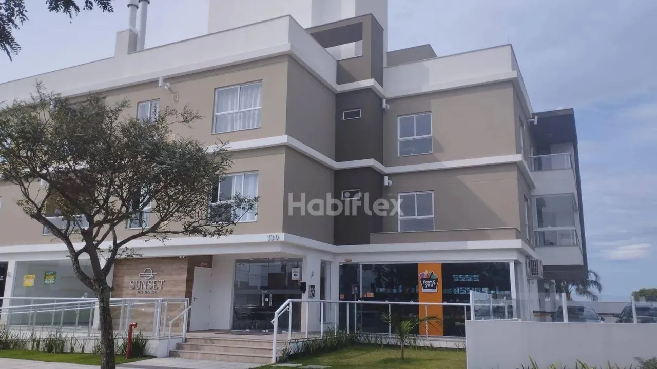 Studio com 1 dormitório para alugar, 38 m² por R$ 3.225,00/mês - Ribeirão da Ilha - Floria