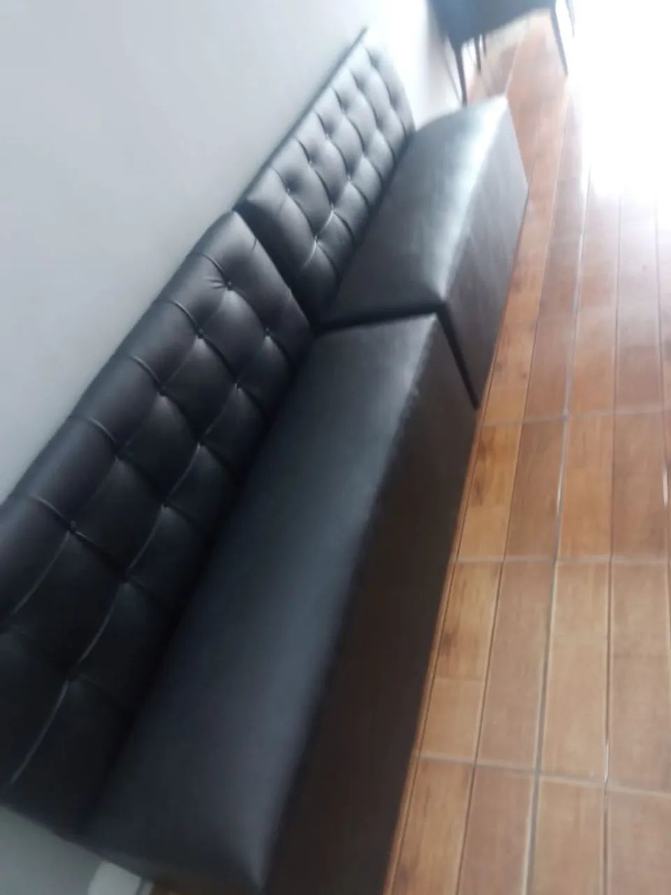 Bancos Estofados Luxuosos - Design Elegante - Foto 4