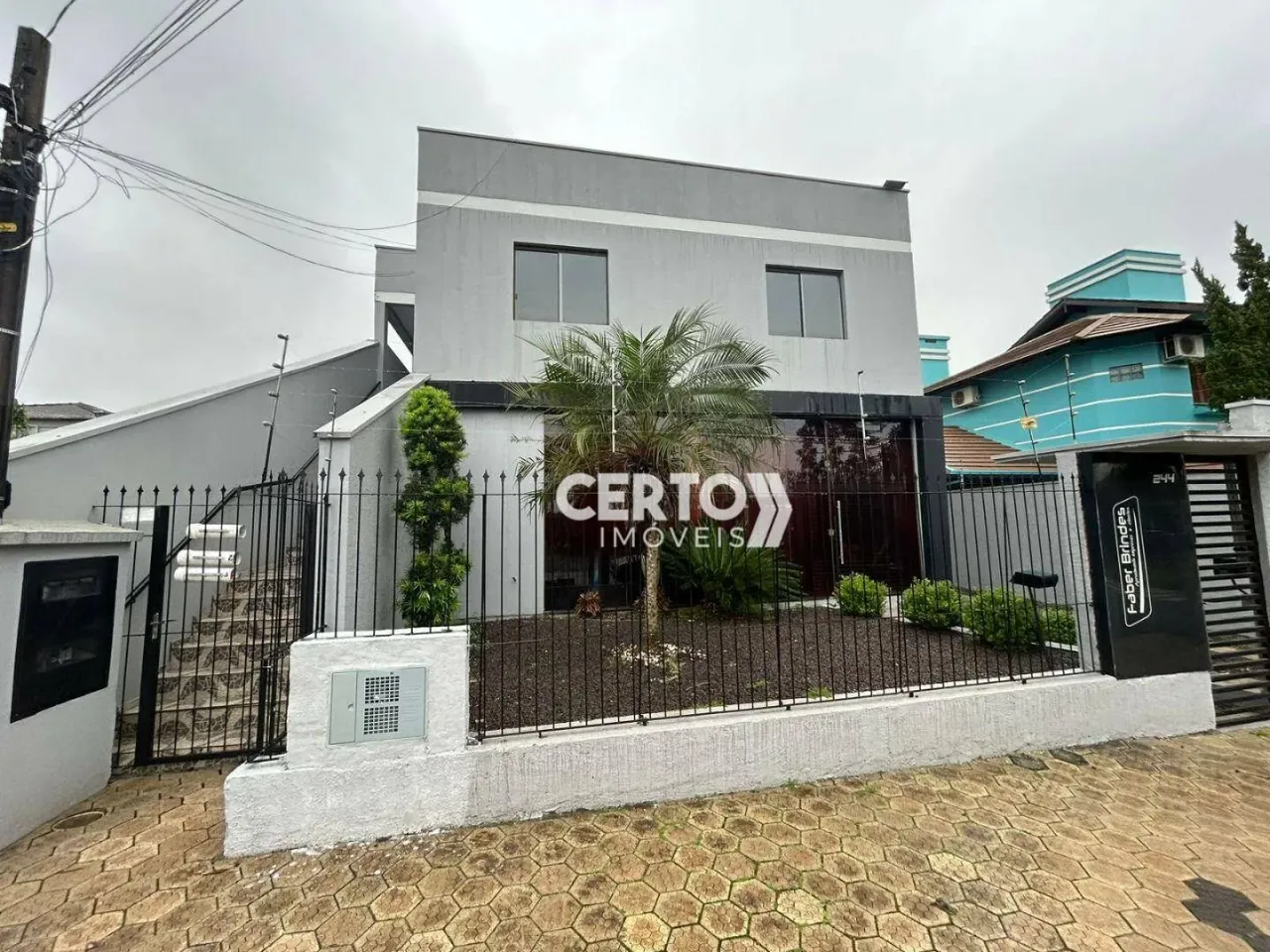 Apartamento com 2 dormitórios para alugar, 67 m² por R$ 1.560,00/mês - Sete de Setembro -
