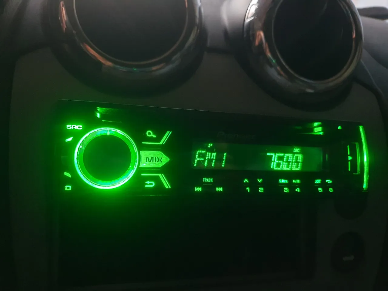 Som Automotivo Pioneer
