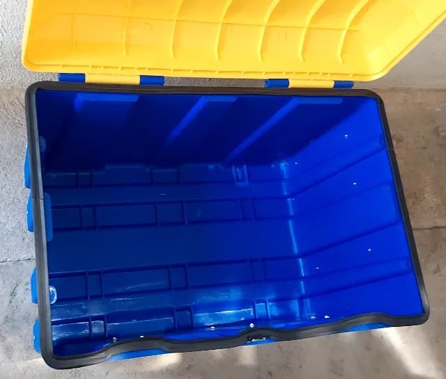 Caixa/ cofre plástico 150lts  - Foto 3