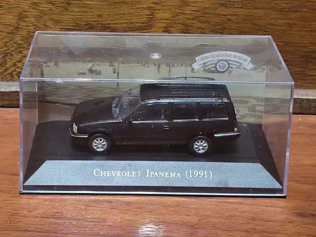 Chevrolet Ipanema 1991 - Coleção Carros Inesquecíveis Do Brasil - Carrinho Miniatura 1/43