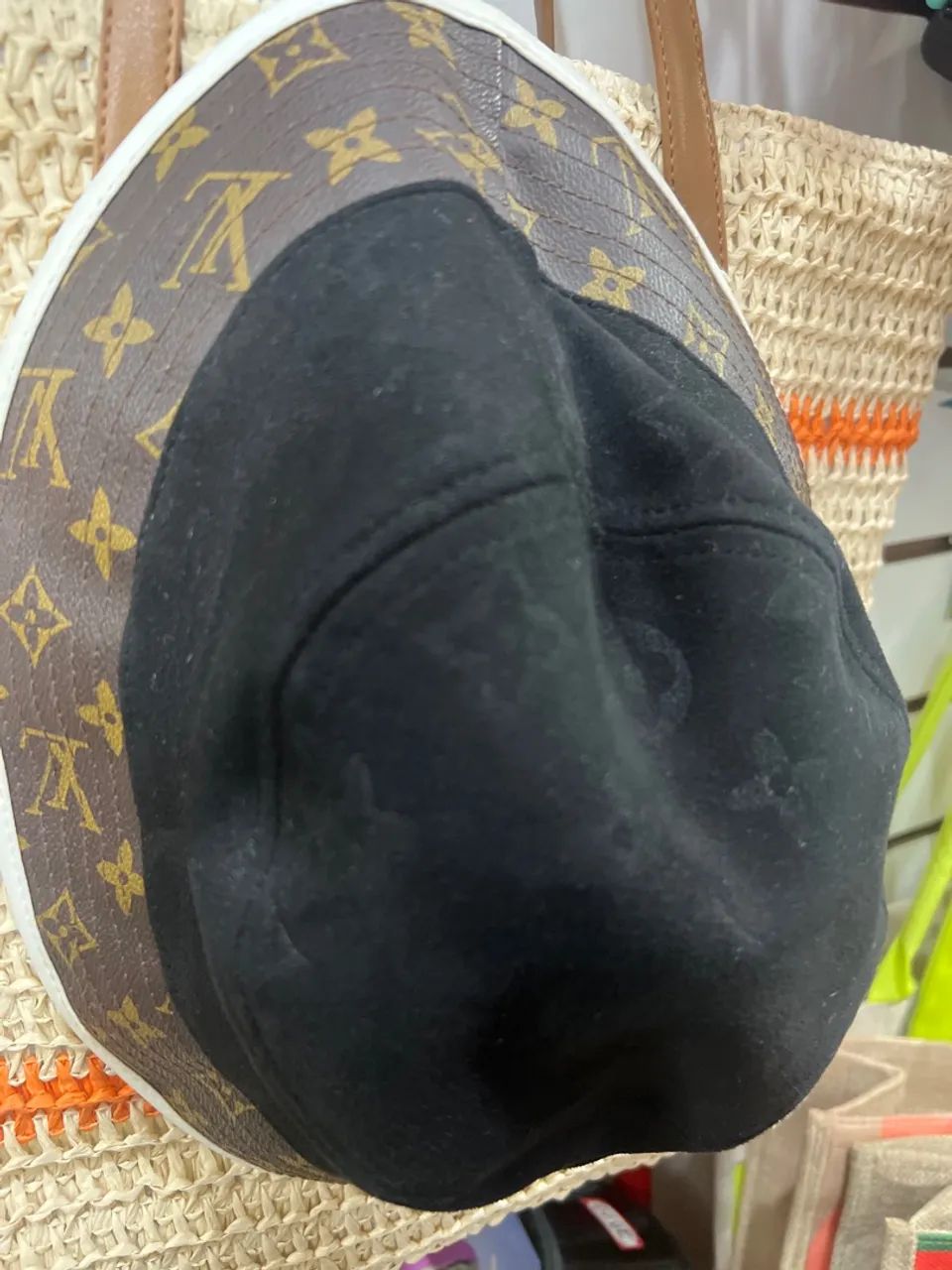 Boina Louis vuitton única