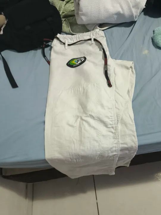 Kimono de Jiu-Jitsu Branco - Tamanho A3 - Novo - Foto 6