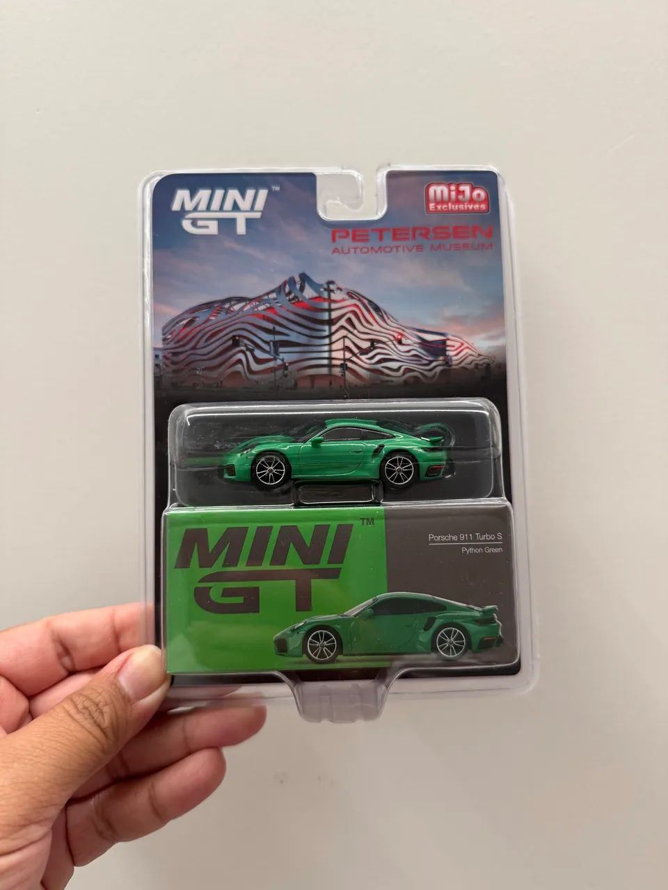 Mini Gt Porsche 911 Turbo S Python Green - Hobbies e coleções
