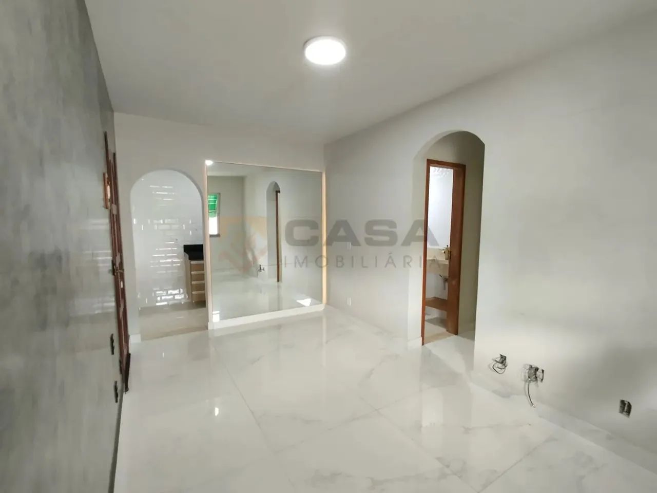 Seu Novo Lar Está Aqui! 2 Quartos, Reformado e com Entrada Reduzida - Foto 2