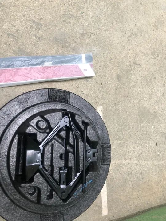 Macaco chave de roda triângulo e isopor da Fiat pulse Fiat flash back ? - Foto 4