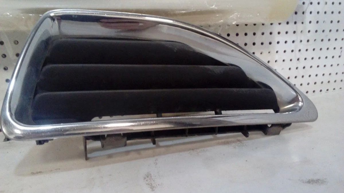 Grade Capo Cromado Renault Megane 2003 Esquerdo