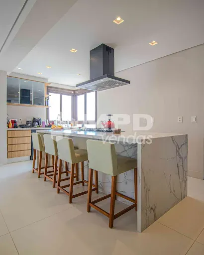 Apartamento com 3 dormitórios à venda, 228 m² por R$ 4.900.000,00 - Alphaville - Barueri/S