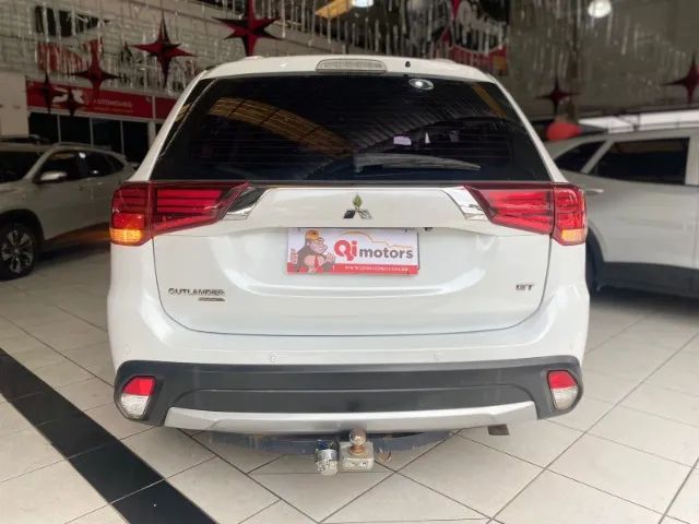 MITSUBISHI OUTLANDER 3.0 V6 7 LUGARES 2015/2016  - Foto 5