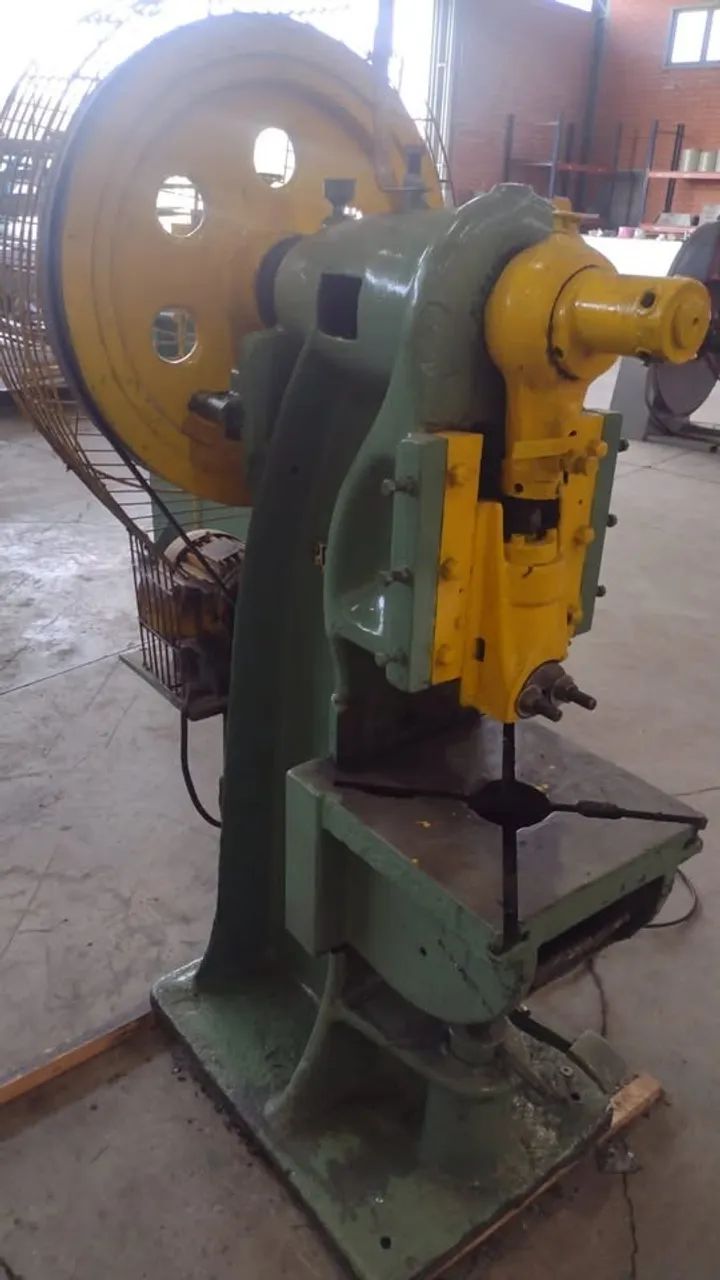 Prensa Excêntrica 12 Ton