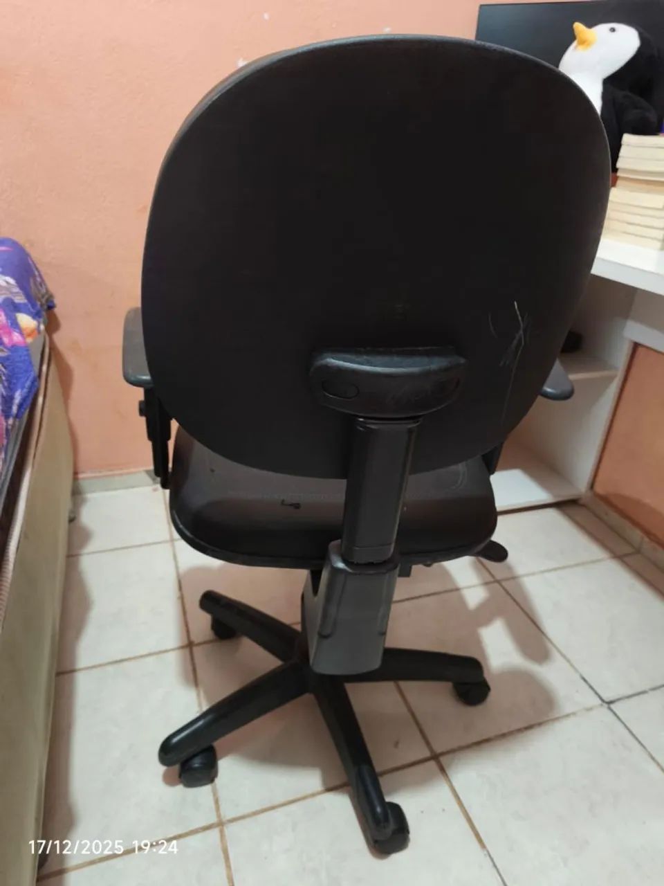Cadeira de escritório64842054827011122