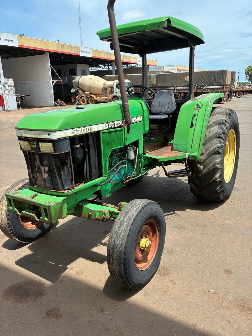 Trator John Deere 5700  85Cv  Ano 2002  - Foto 3