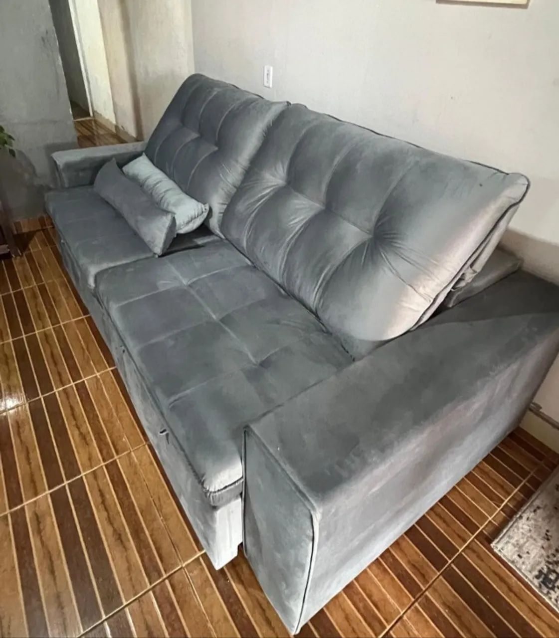 Sofá Retrátil e Reclinável 2,50m DIVIDIMOS EM ATE 10X SEM JUROS - Foto 2