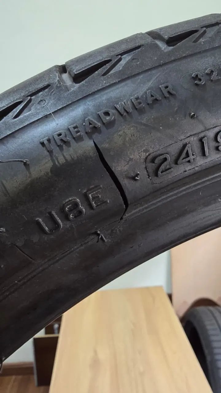 1 Pneu Bridgestone Turanza T005 93Y 225/40R19  - Foto 4