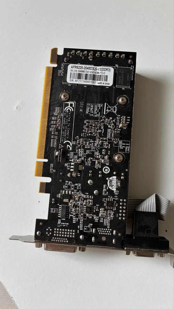Placa de vídeo AMD 2gb DDR 3 nunca usada - Foto 4