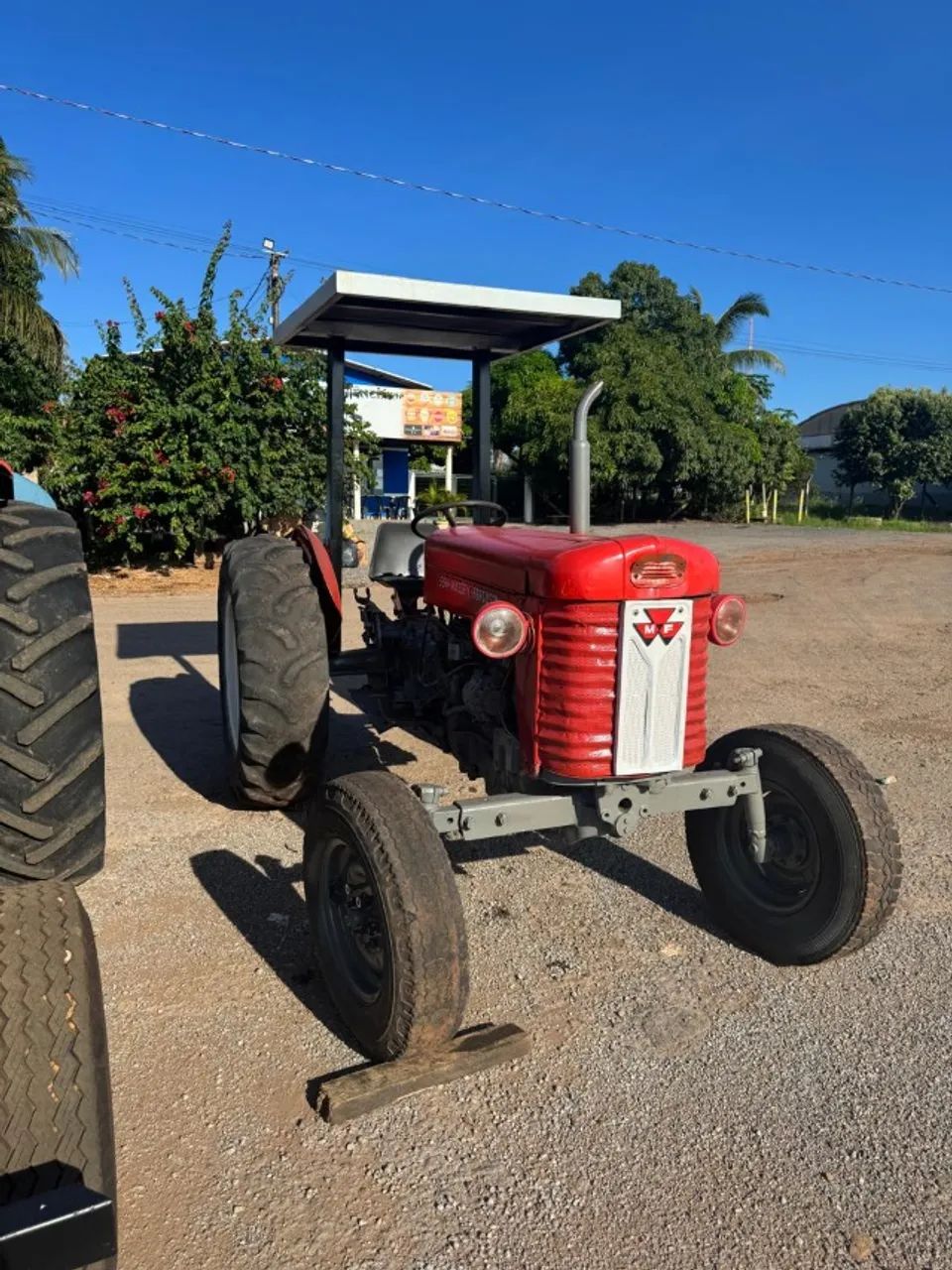 TRATOR MASSEY FERGUSON 65X 