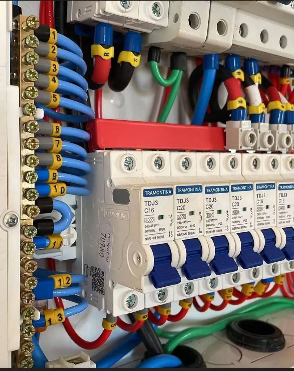Instalações elétricas em geral (luminárias, tomadas e interruptores)  - Foto 4
