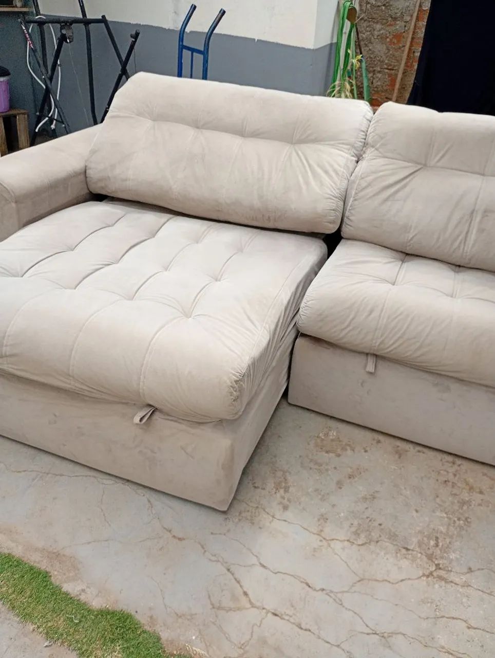Sofá retrátil e reclinável bem novo entrego 