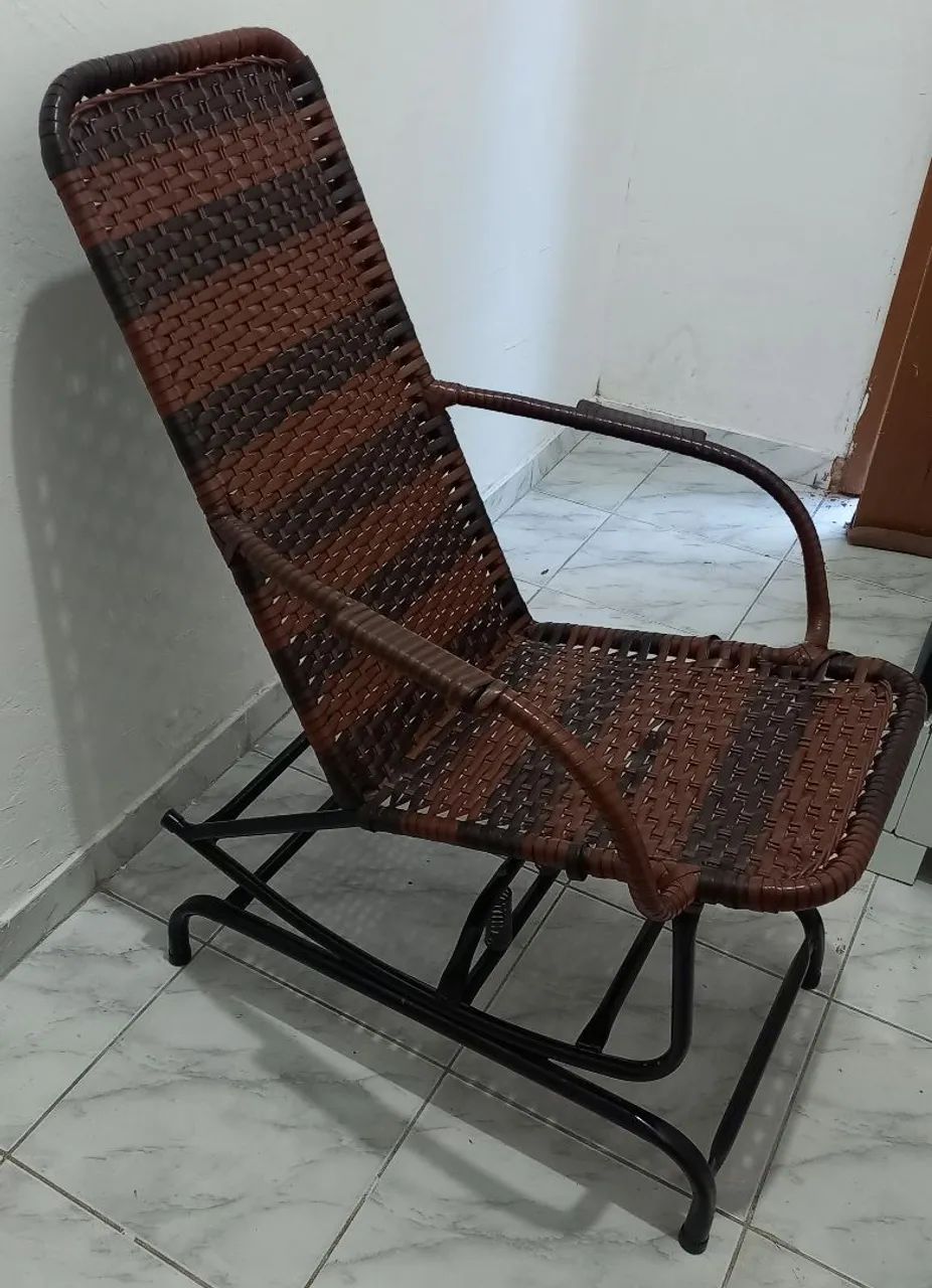 Cadeira de balanço de ferro 