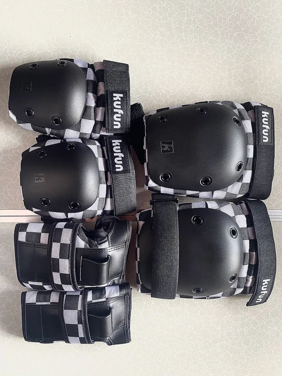 Conjunto Skate + Kit de Proteção Completo - Foto 5