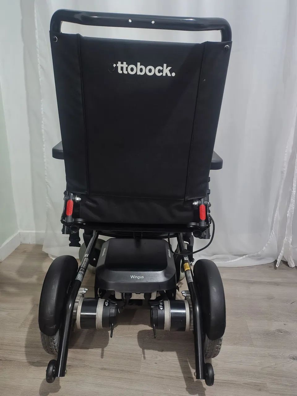 Cadeira de rodas motorizada OTTOBOCK  - Foto 4