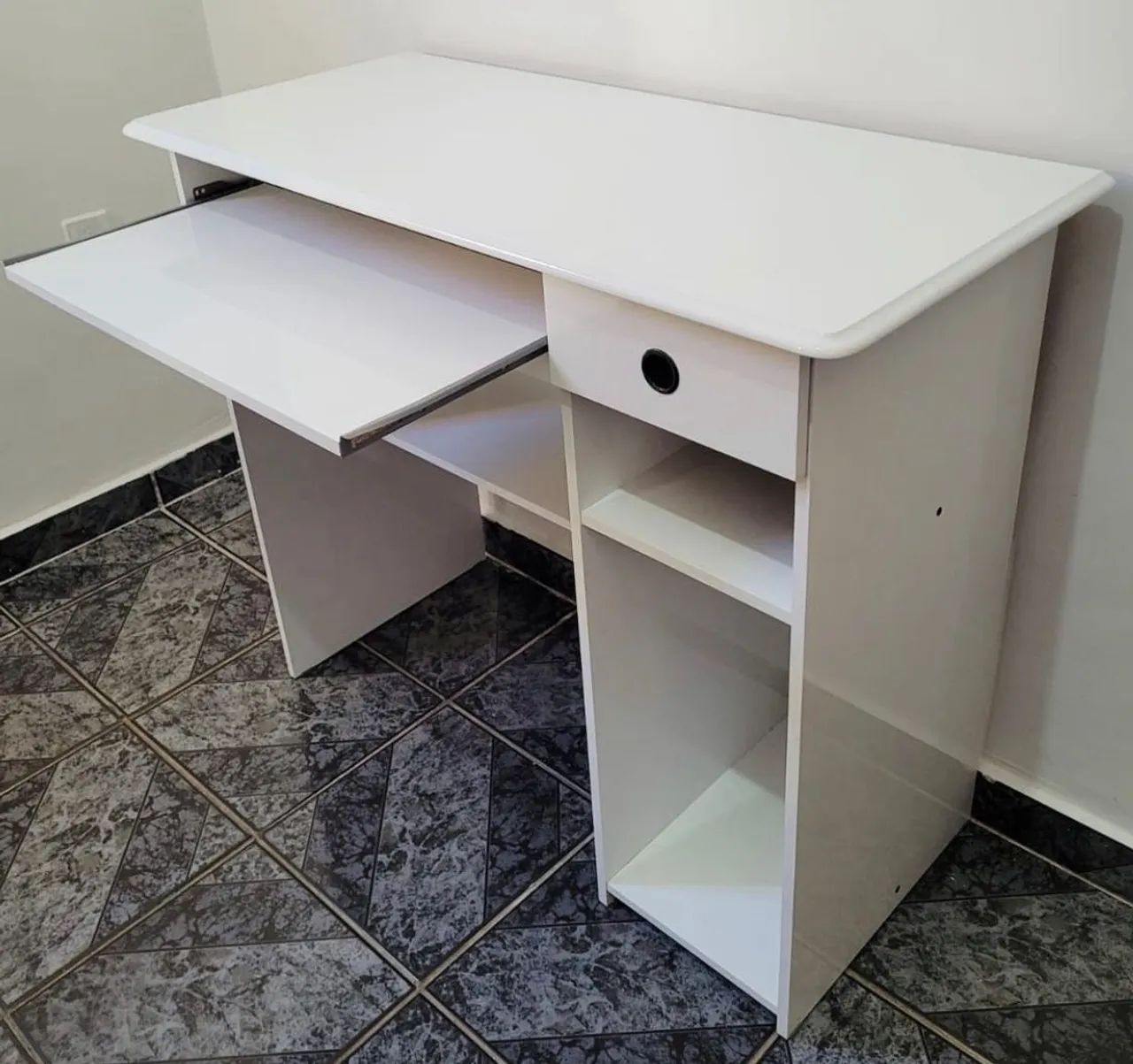 Mesa escrivaninha compacta pronta entrega - Foto 4