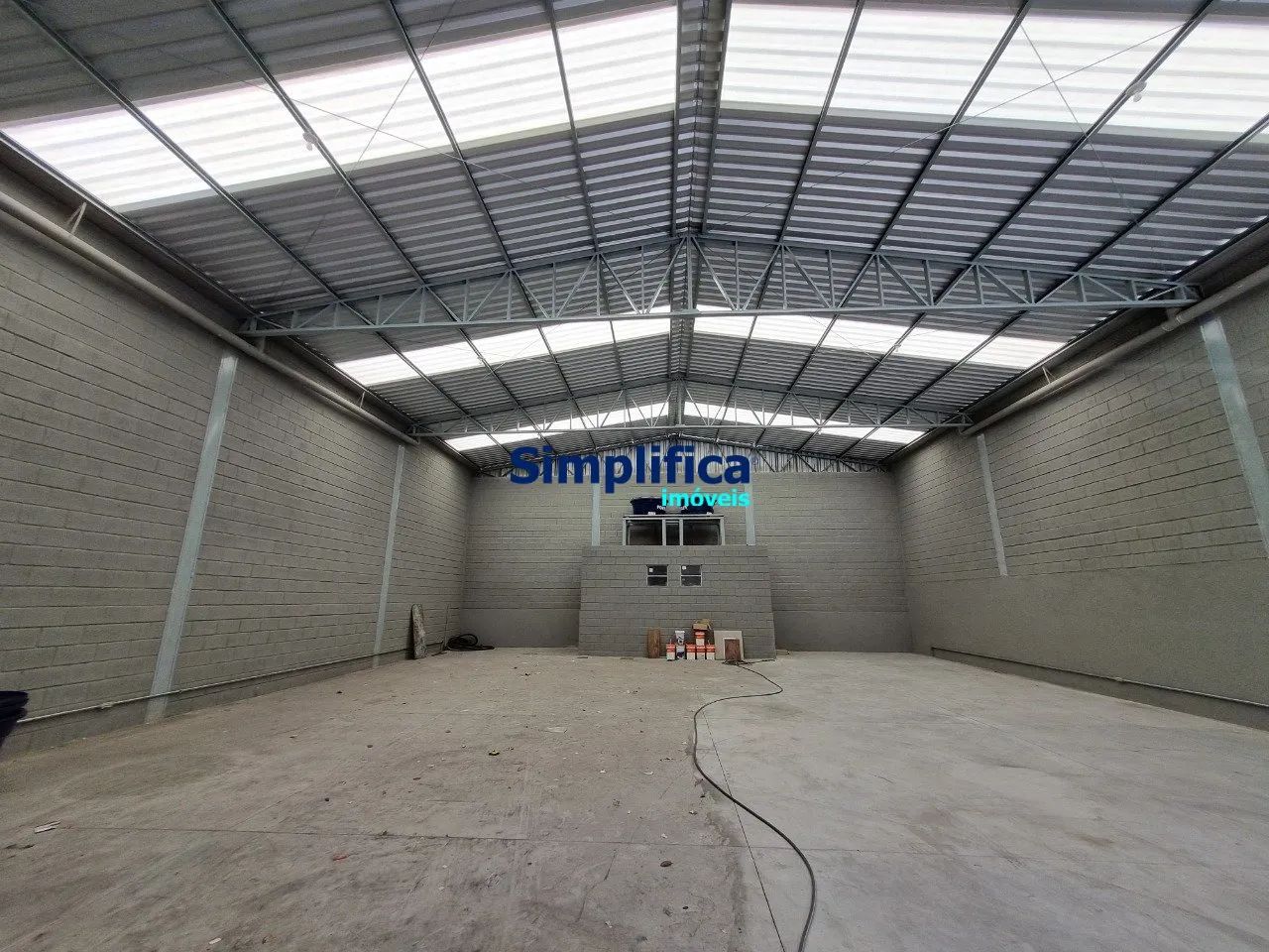 ALUGUEL GALPÃO ÓTIMO PONTO COMERCIAL - Foto 4