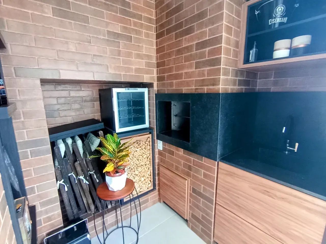 Apartamento exclusivo, 3 suítes, 2 vagas, pronto para morar! - Foto 3