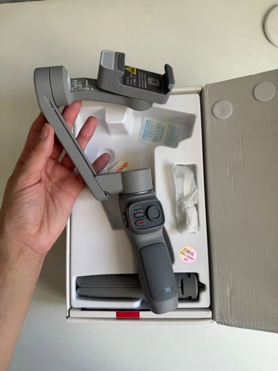 Gimbal Zhiyun Smooth Q3 com Tripé e LED - Foto 2