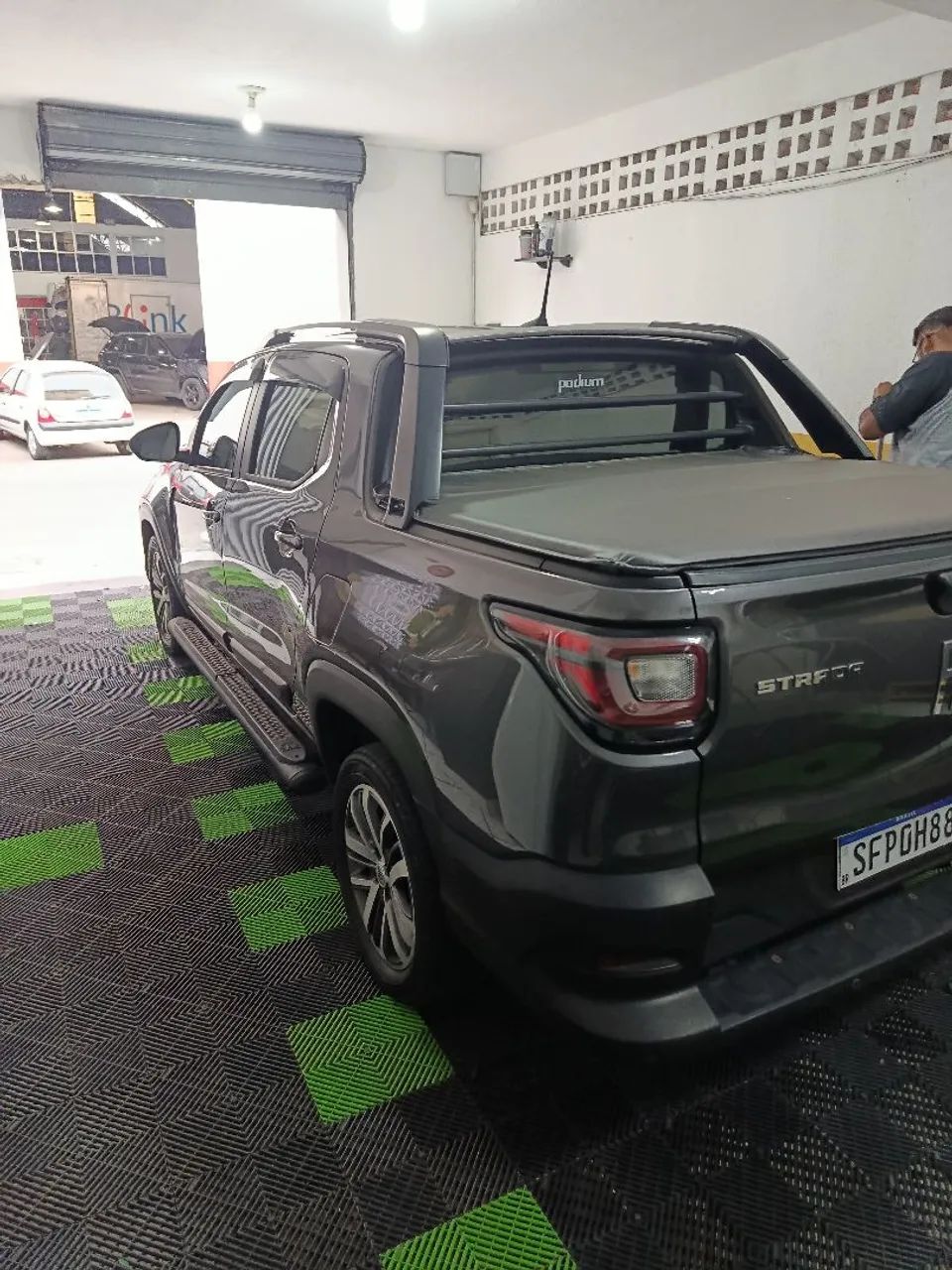 Fiat Strada Volcano 1.3 Flex 8V CD Aut. 2022 - Foto 2