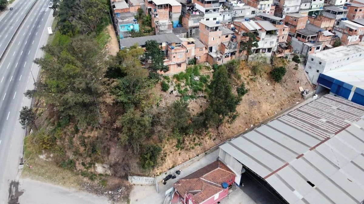 Terreno à venda com 1.457,65 m²  Rodovia Fernão Dias | Ideal para condomínio popular - Foto 4