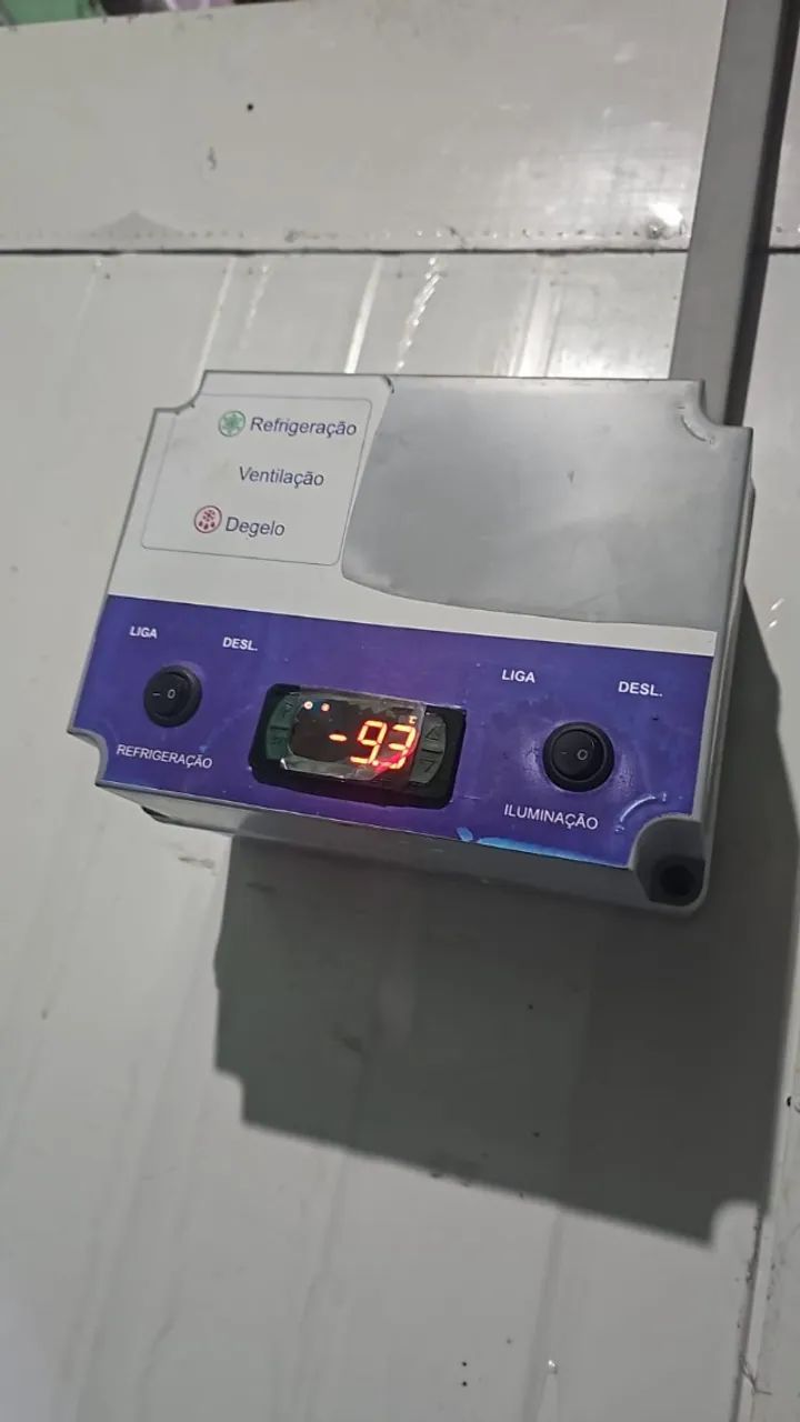 Camara Fria para congelado  aceito troca - Foto 2