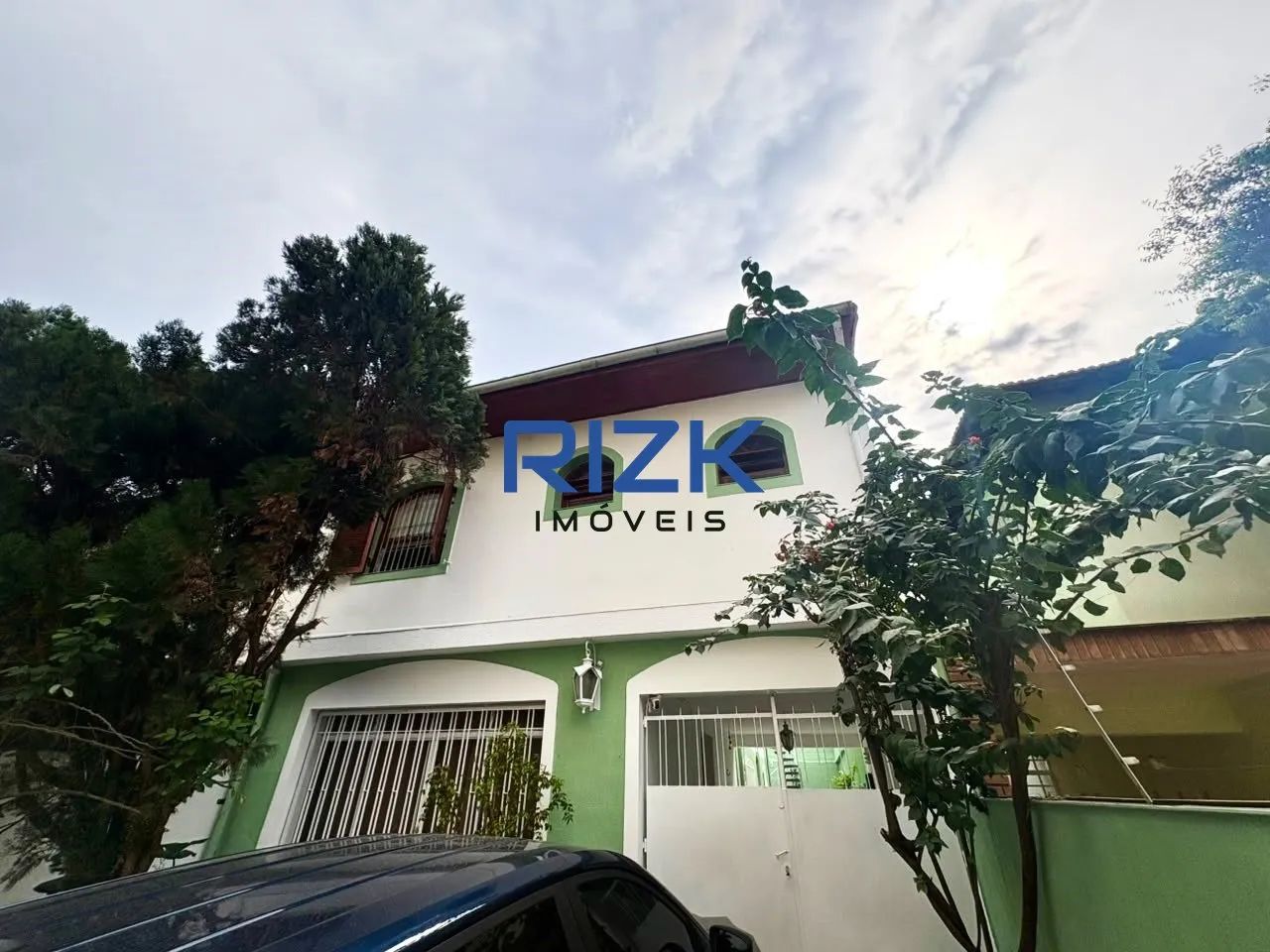 Casa na Aclimação 200m com 04 quartos 2 vagas