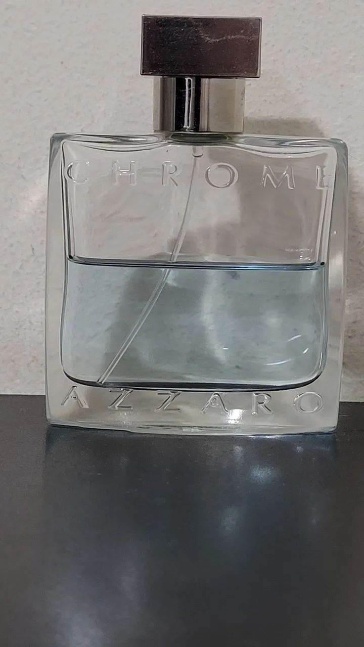 Perfume Azzaro Chrome Eau de Toilette de 50ml (Usado) - Foto 2