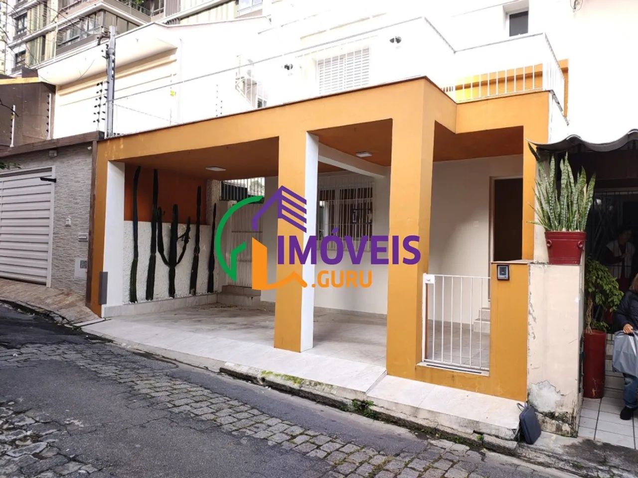 CASA DE VILA - PINHEIROS - SP