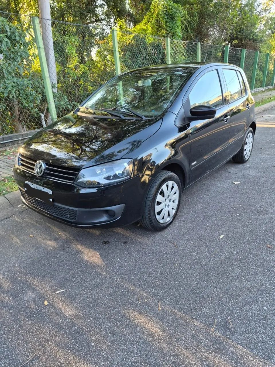 Volkswagen Fox Fox 1.0 Mi Total Flex 8V 5p 2011