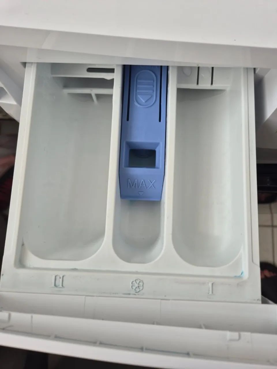 Lava e seca Midea 11KG - 220V - Foto 4