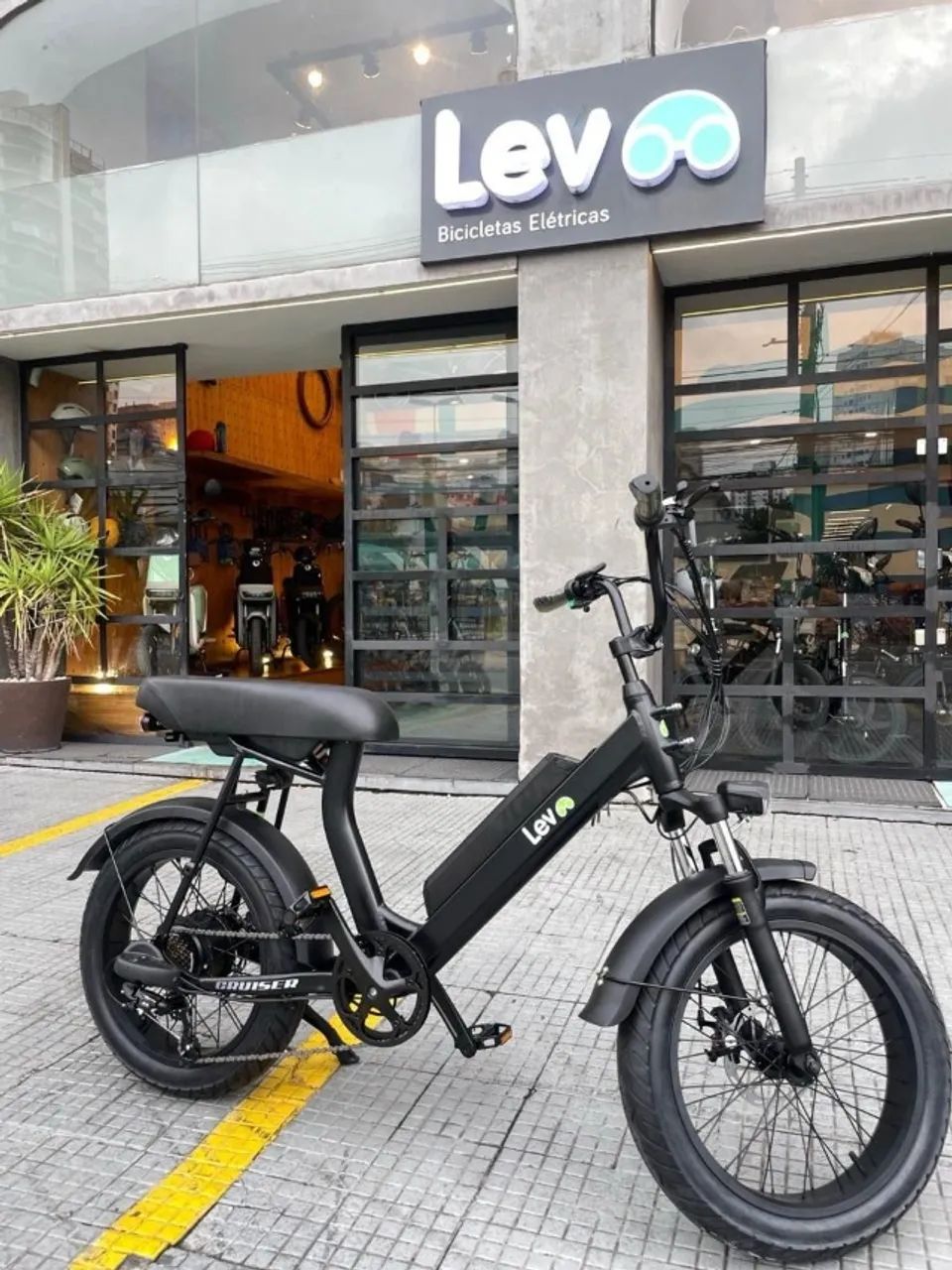 BICICLETA ÉLETRICA + CESTA DE BRINDE