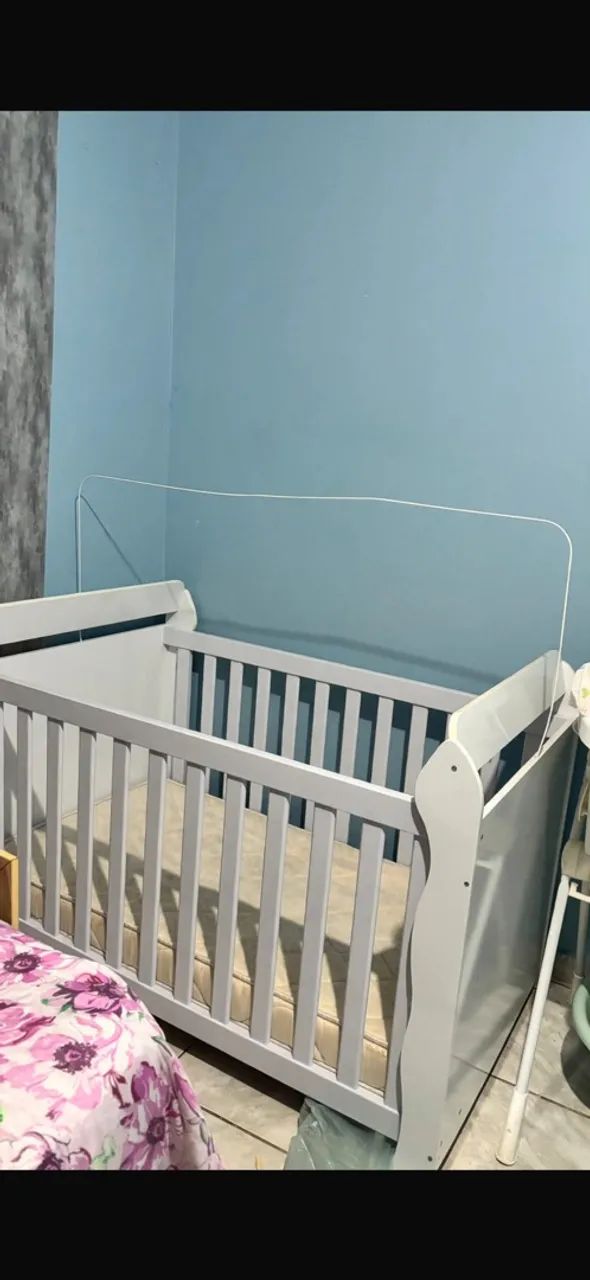 Berço 3 em 1 branco com colchão 