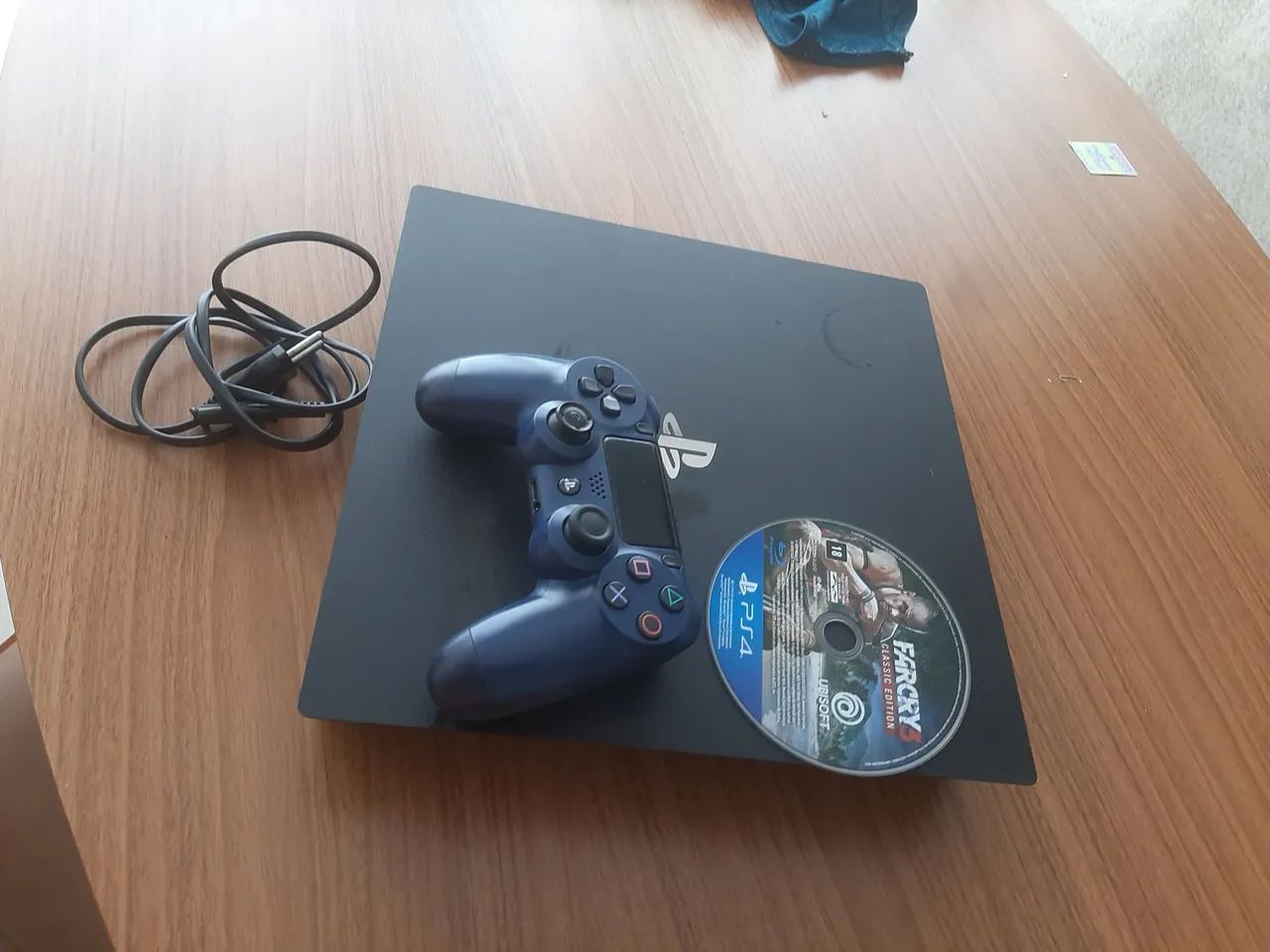 PS4 Pro 1tb perfeito funcionando tudo 100% - Foto 5